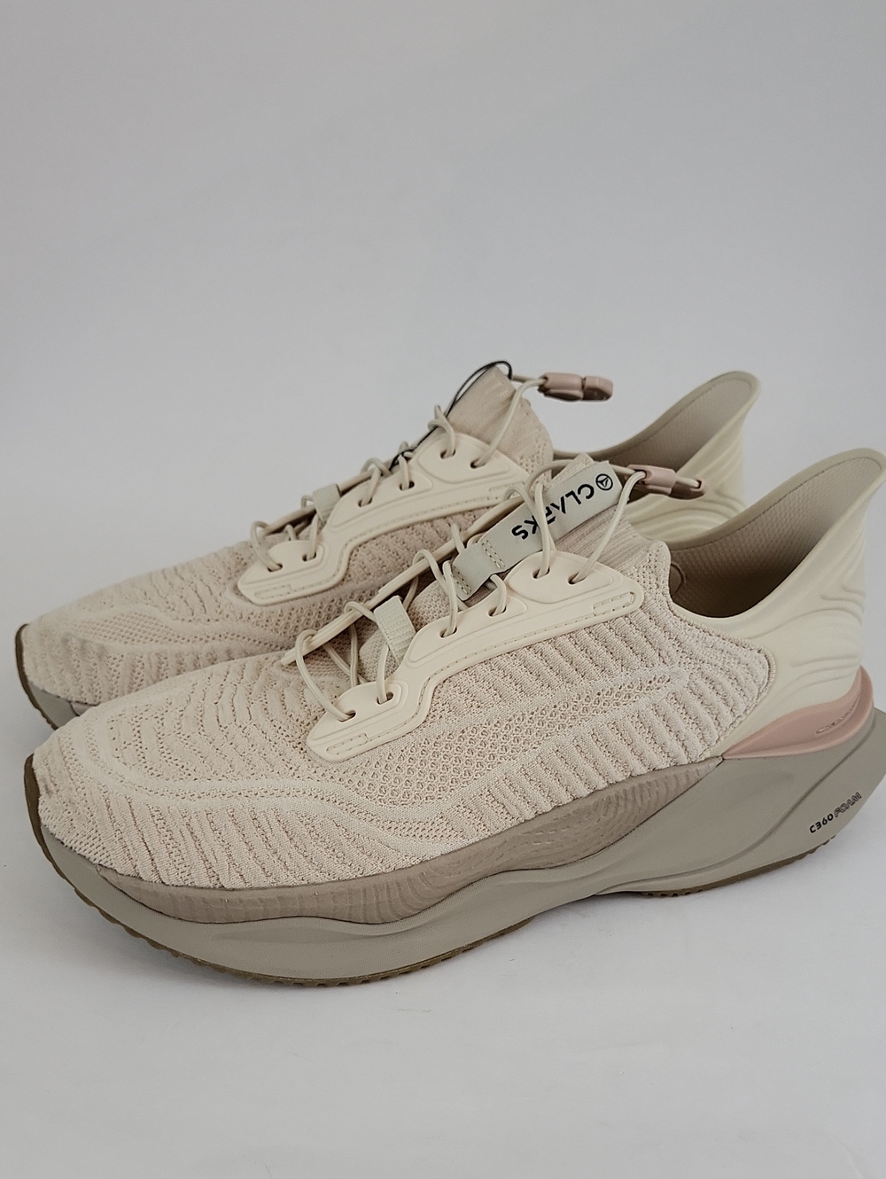 Clarks Pace Rise Light Sand Walking Sneakers Size 12